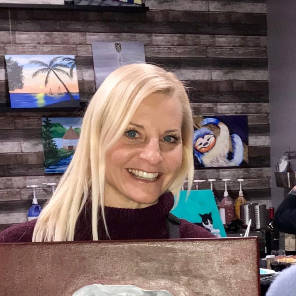 Meet your Posher, Elizabeth